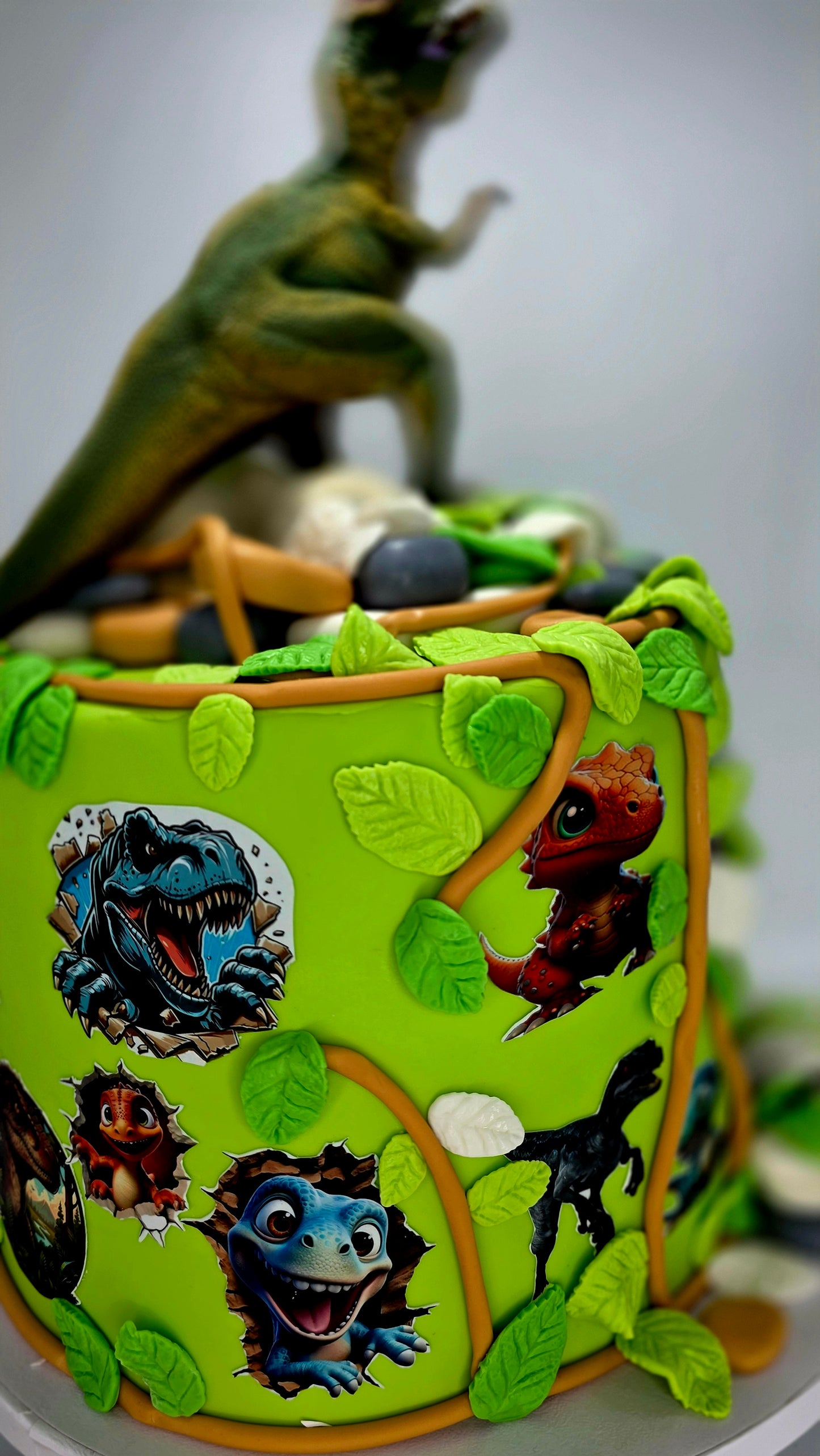 T rex large cake