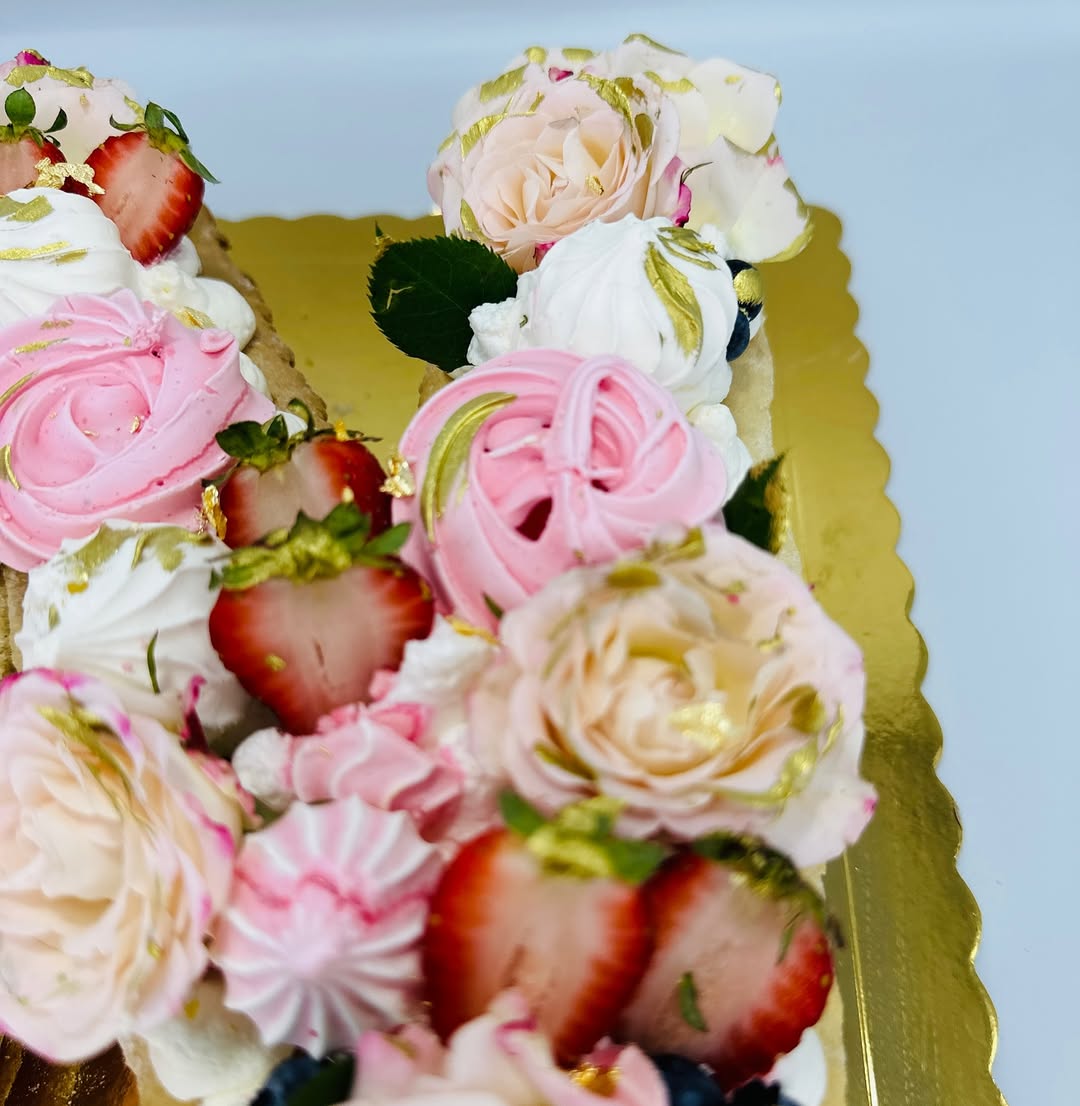 LETTER CAKE
