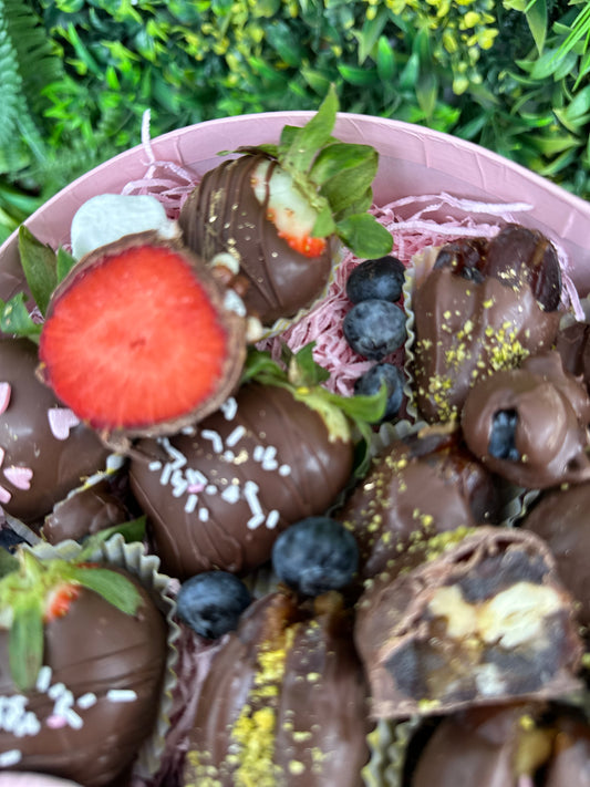 chocolate dipped strawberries vs dry date