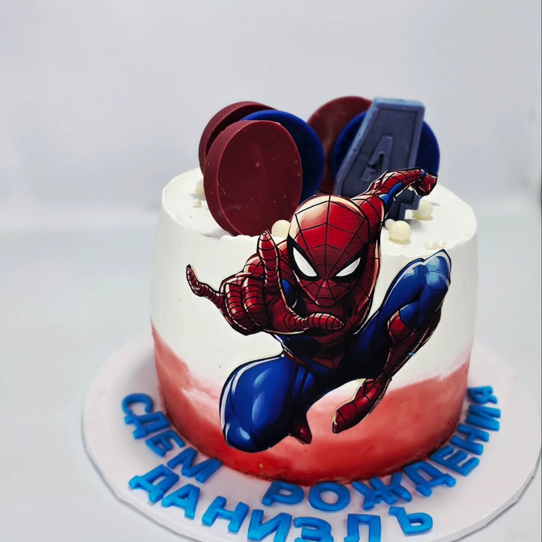 SPIDERMAN CAKE