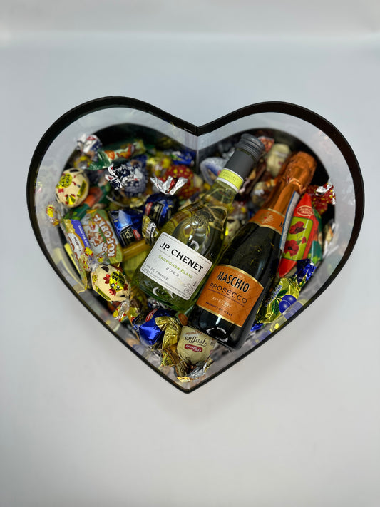 ΚΟΥΤΙ ΣΕ ΣΧΗΜΑ ΚΑΡΔΙΑΣ