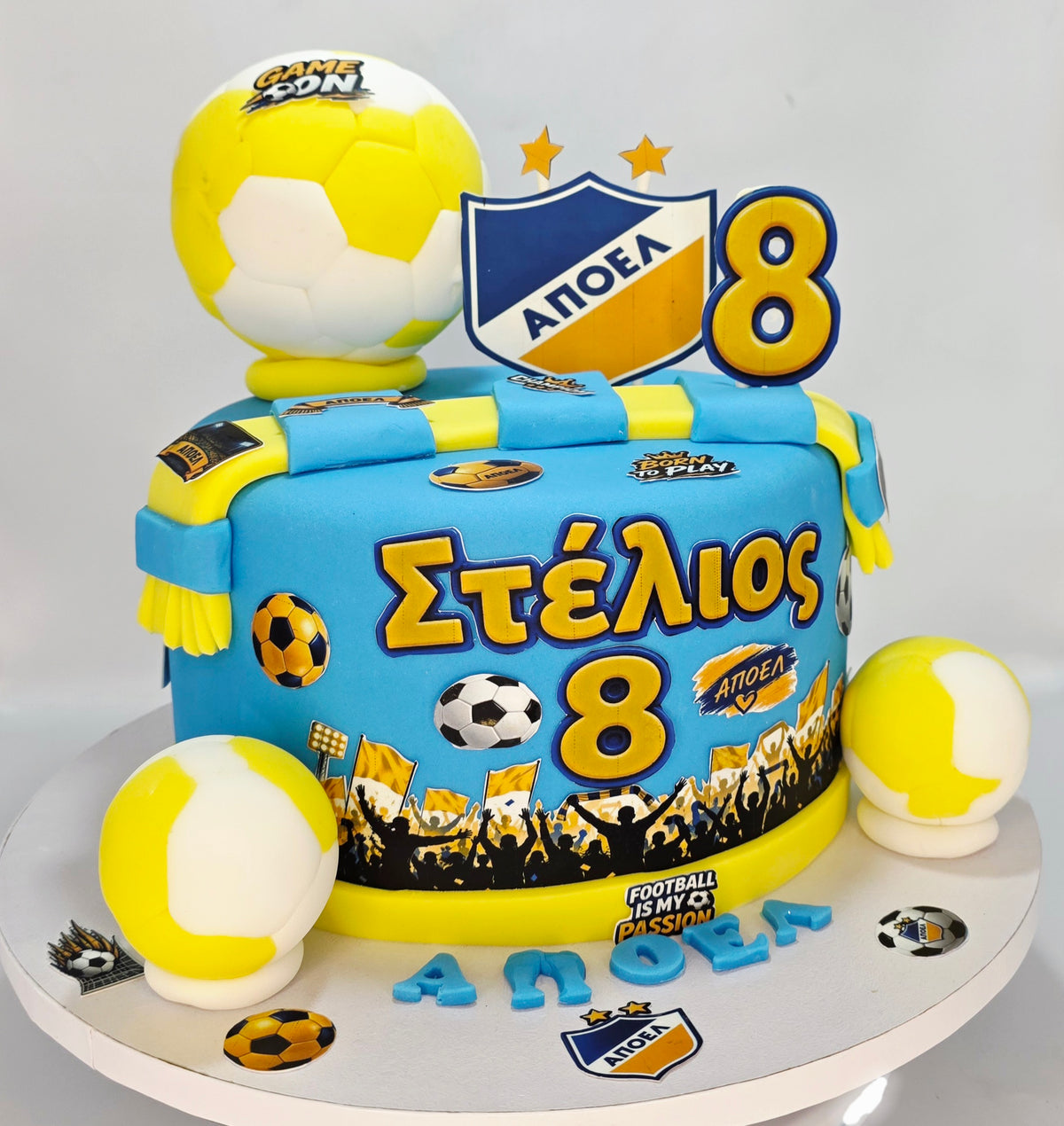 Football themed cake