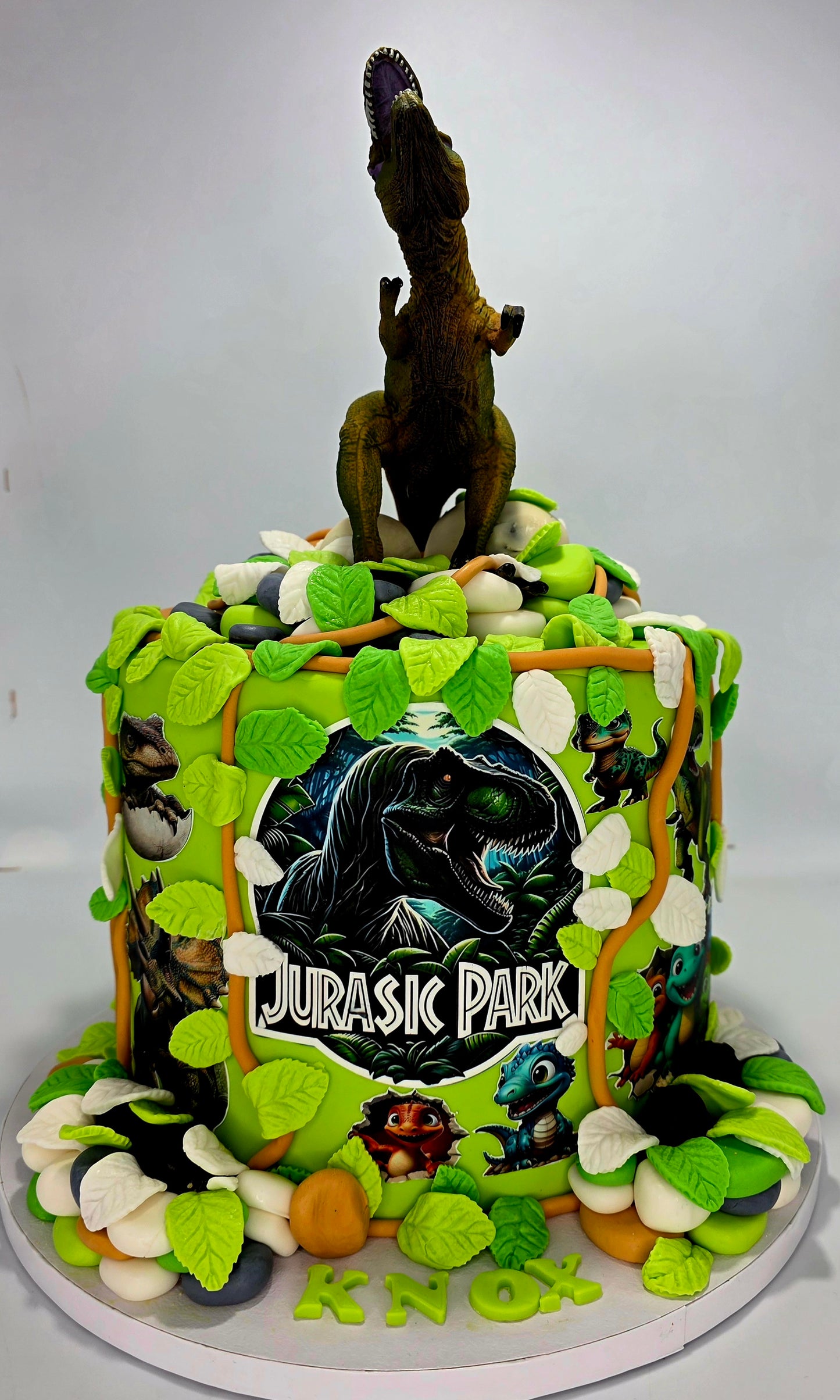 T rex large cake