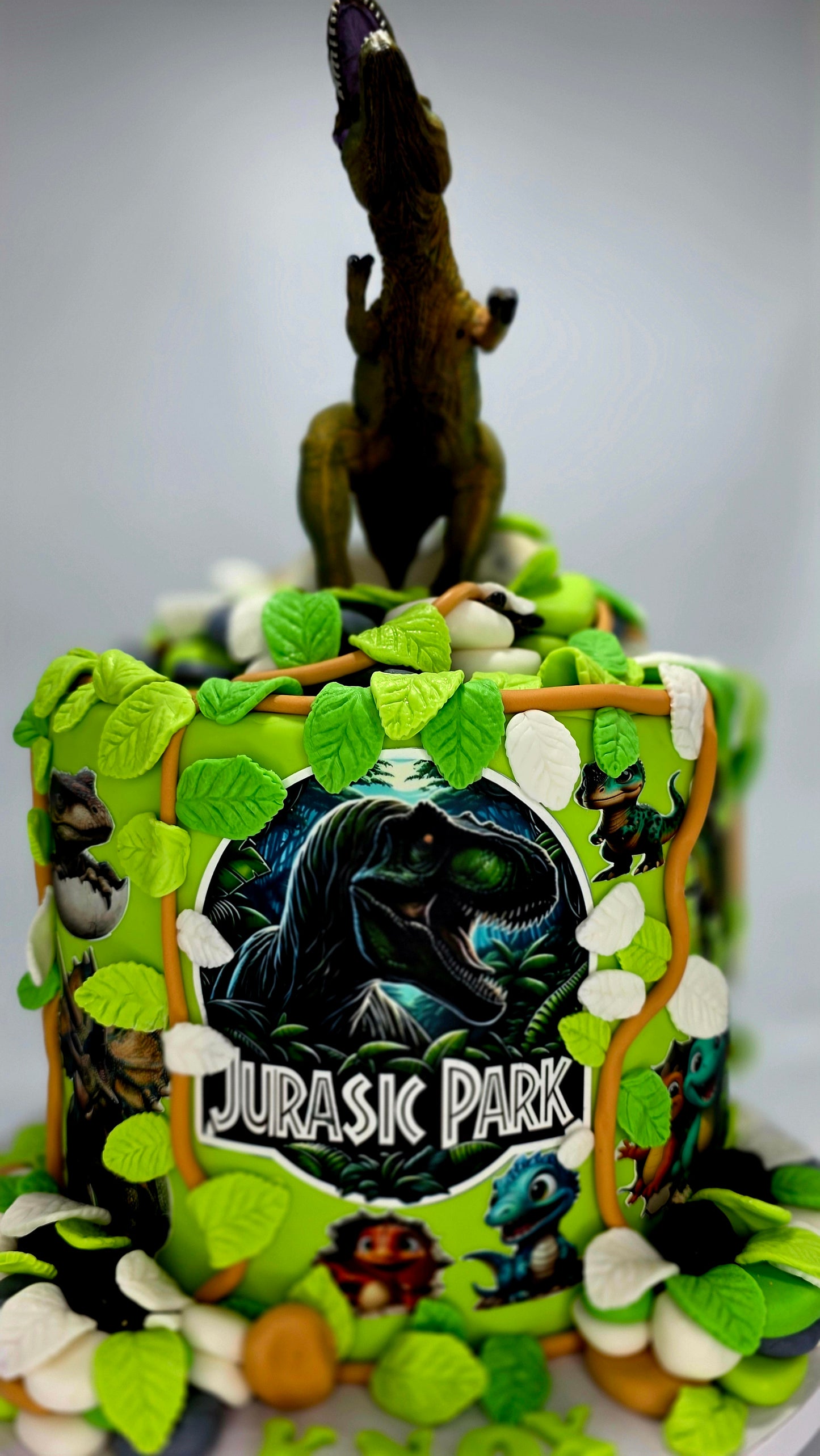 T rex large cake