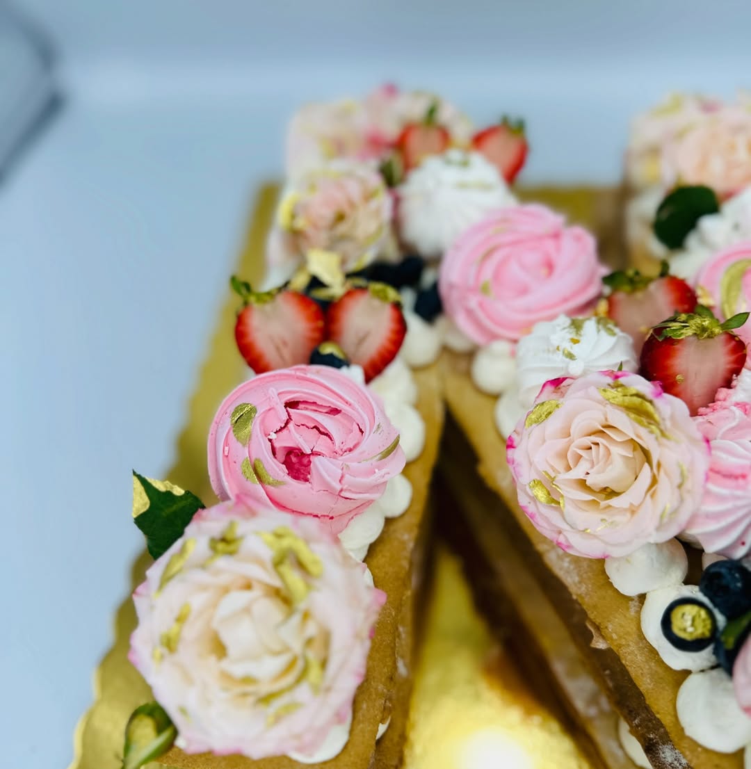 LETTER CAKE