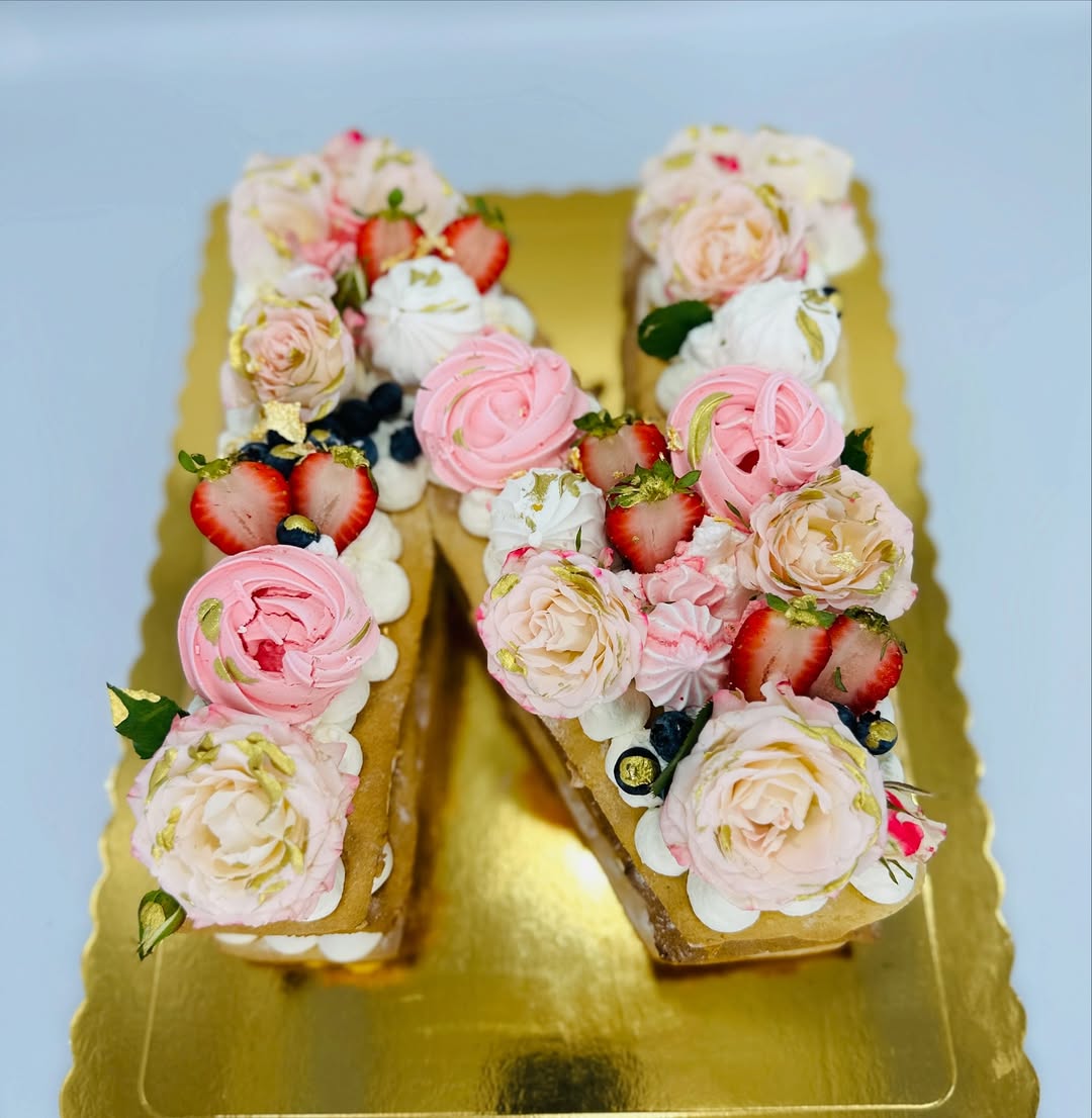 LETTER CAKE