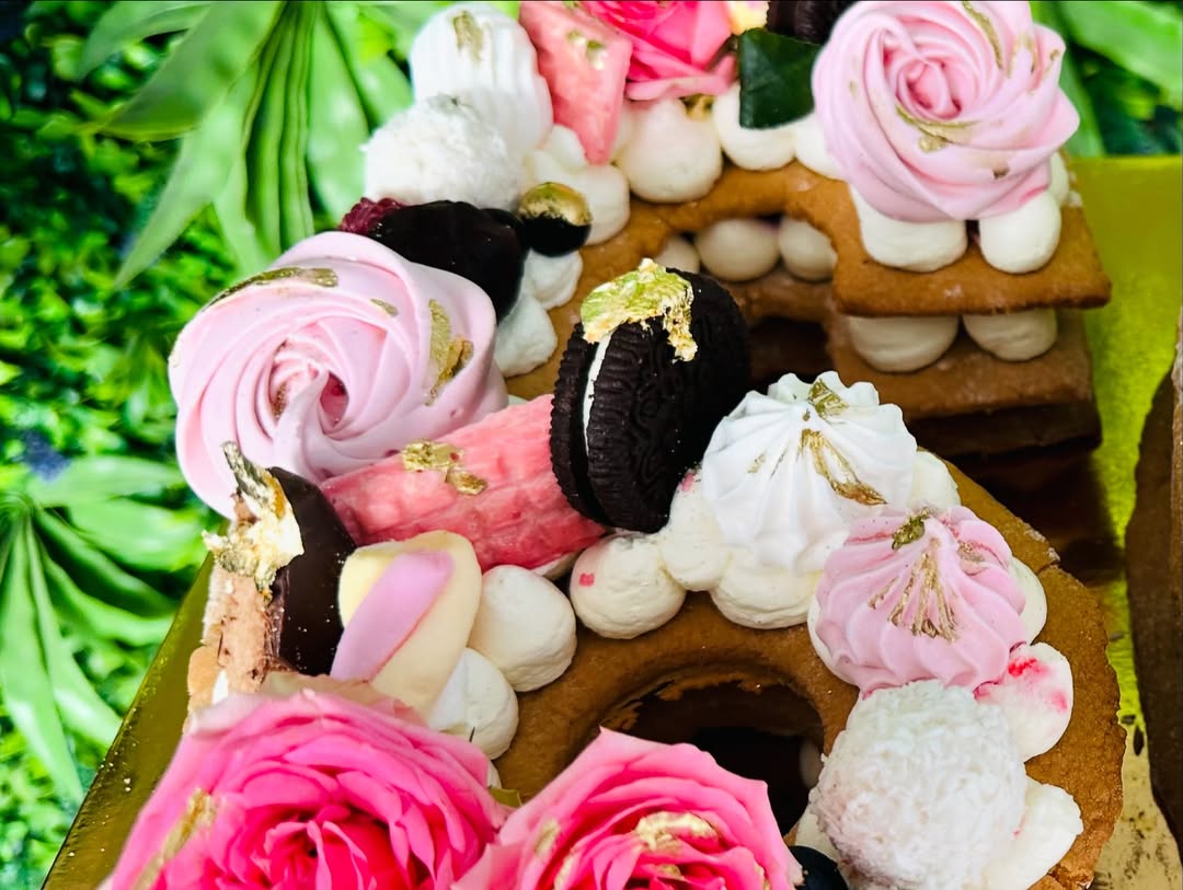 2 LARGE NUMBER CAKES