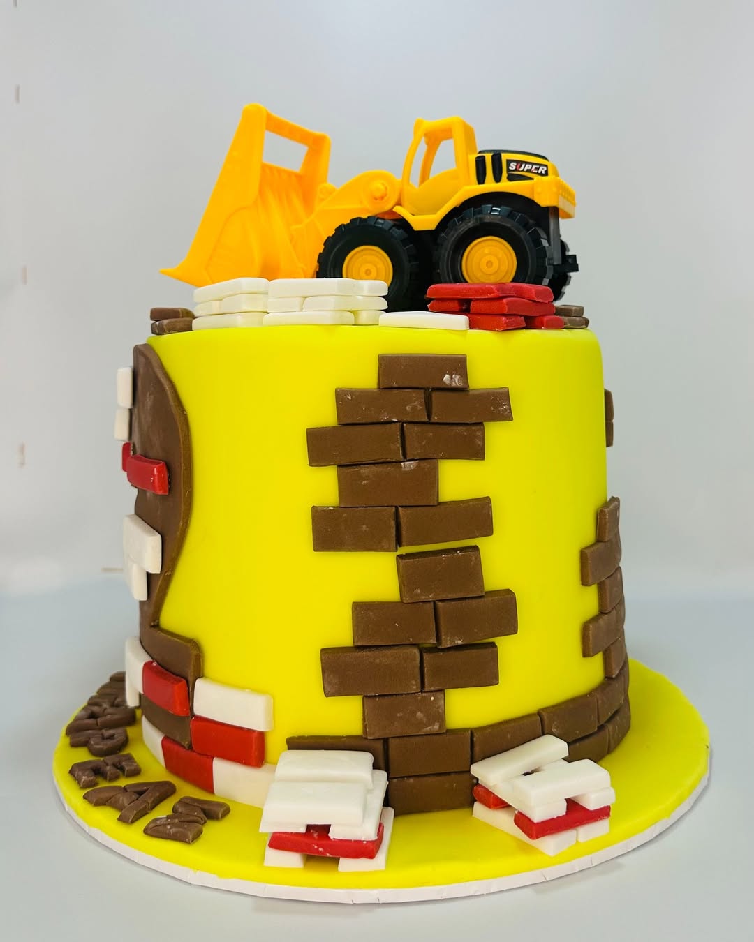 CONSTRUCTION CAKE