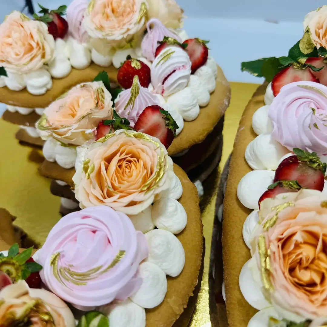 2 small number cakes