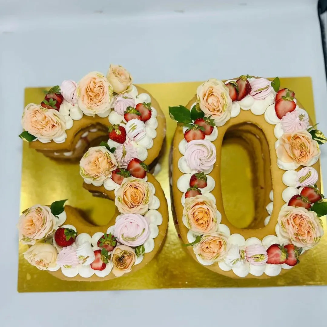 2 small number cakes