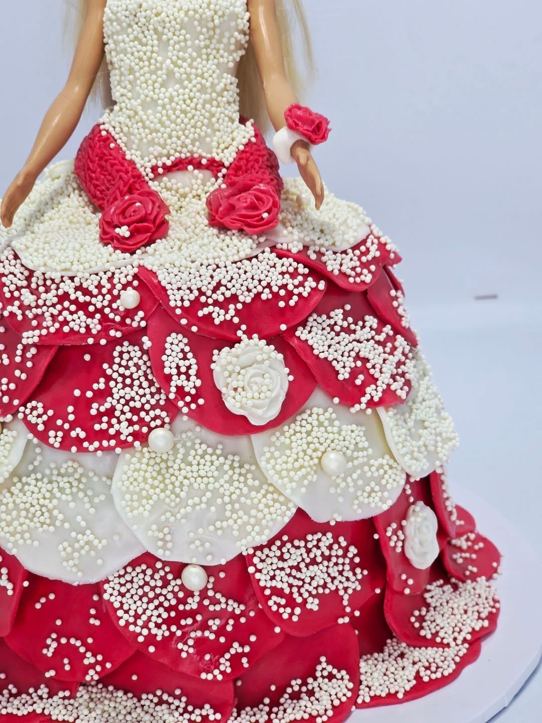 BARBIE CAKE