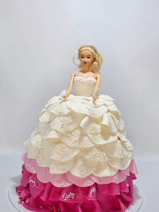 BARBIE CAKE