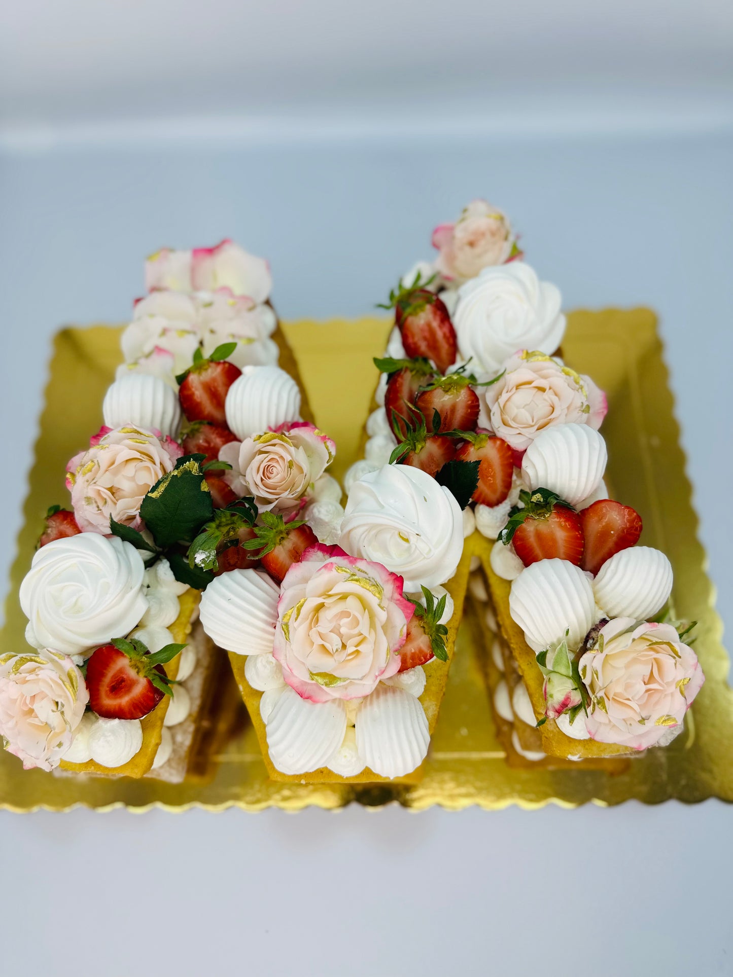 BISCUIT LETTER CAKE