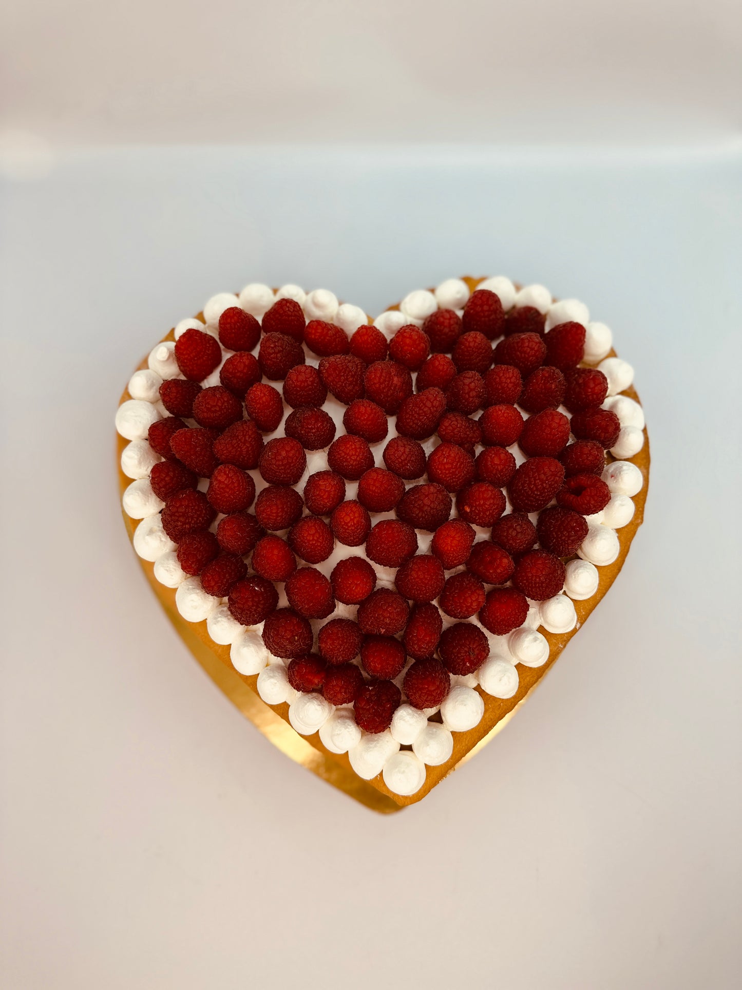 LARGE HEART CAKE