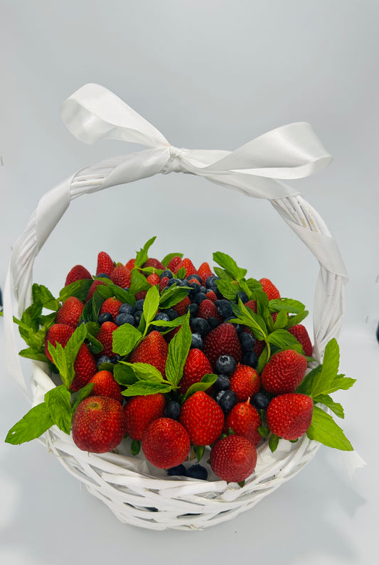 STRAWBERRY BASKET