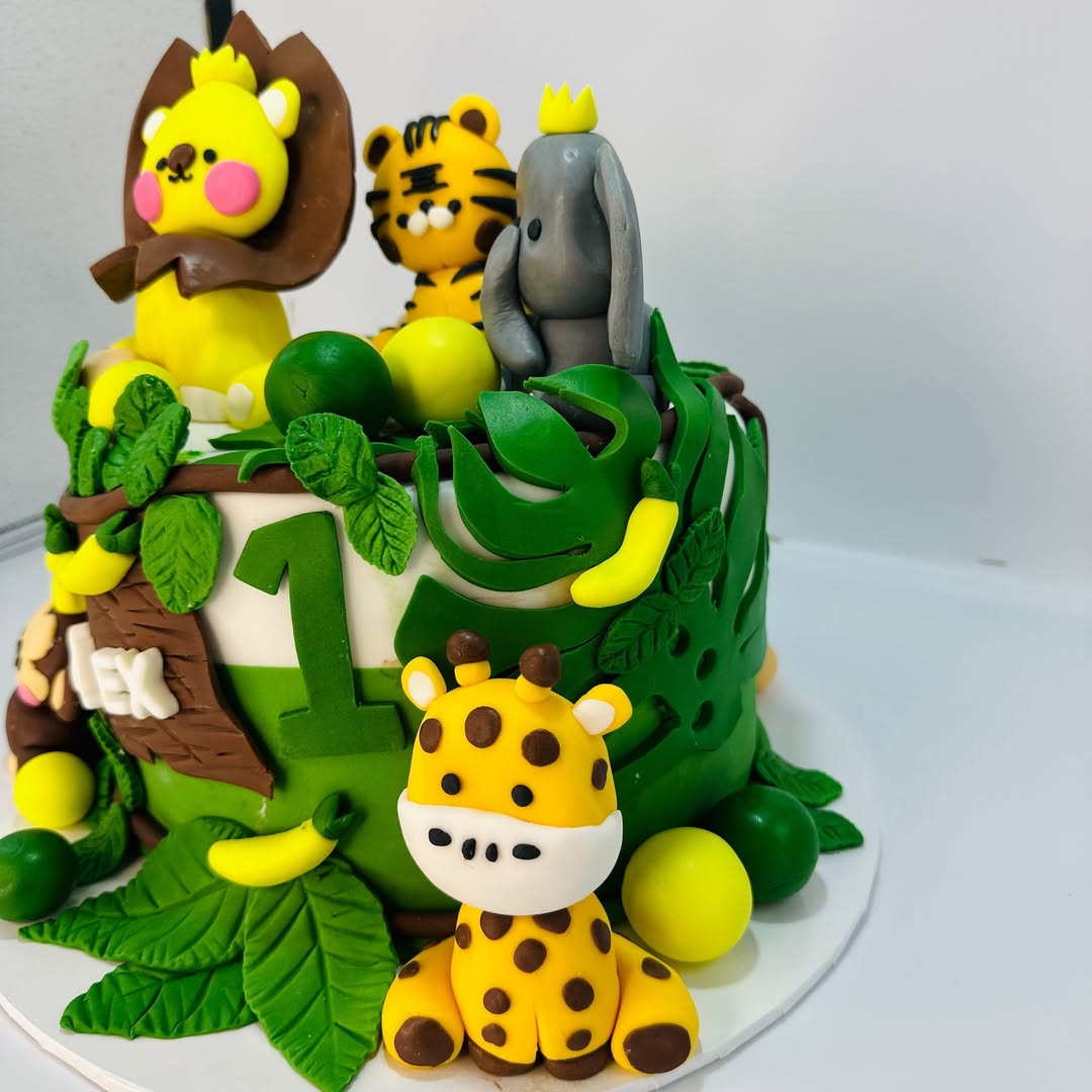JUNGLE CAKE