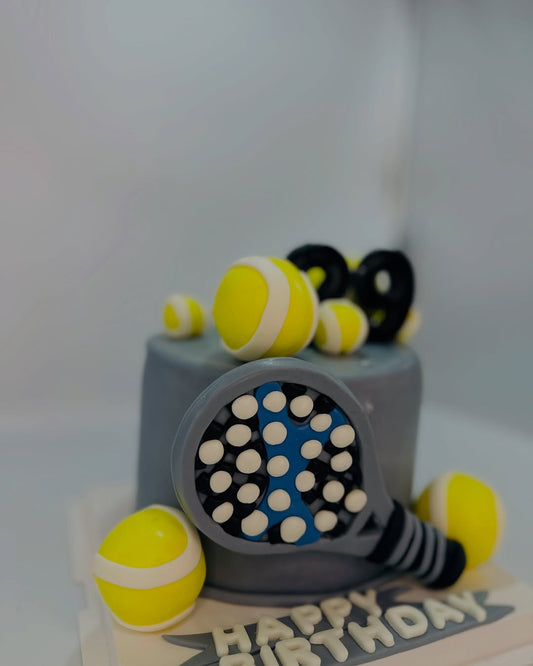 TENNIS CAKE