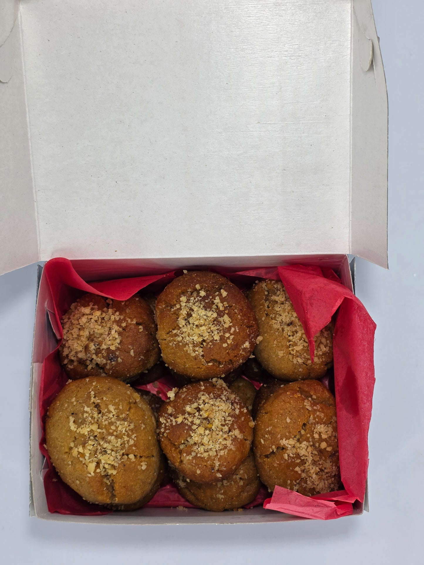 Christmas gift box vs light