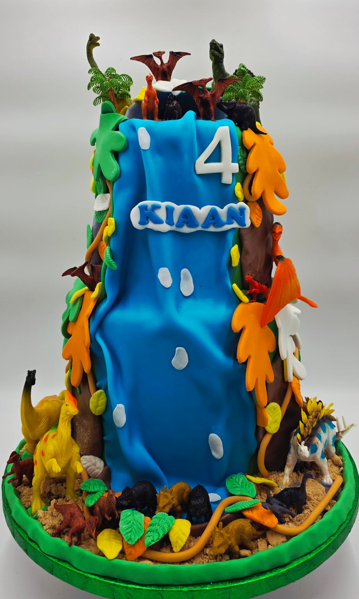 Dinosaurs🦕 cake