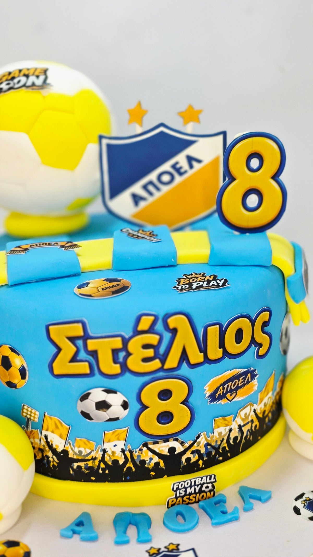Football themed cake