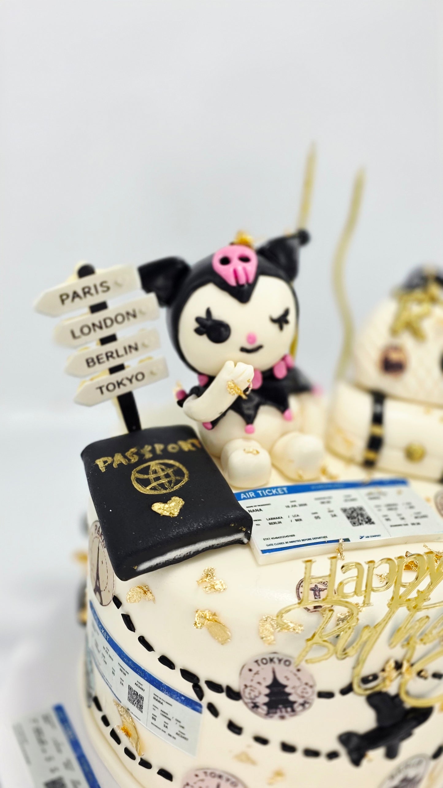 Cake for travelers