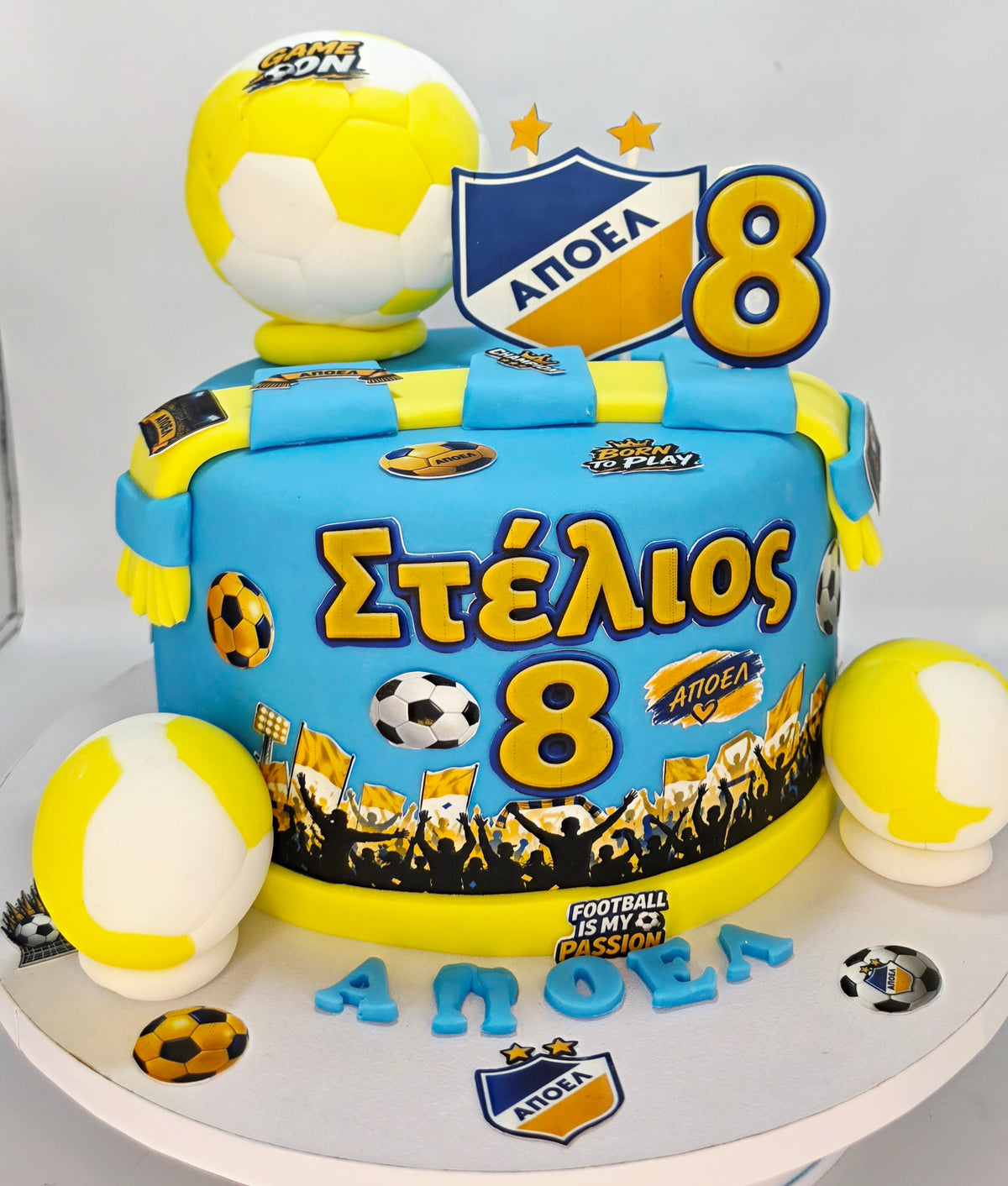 Football themed cake