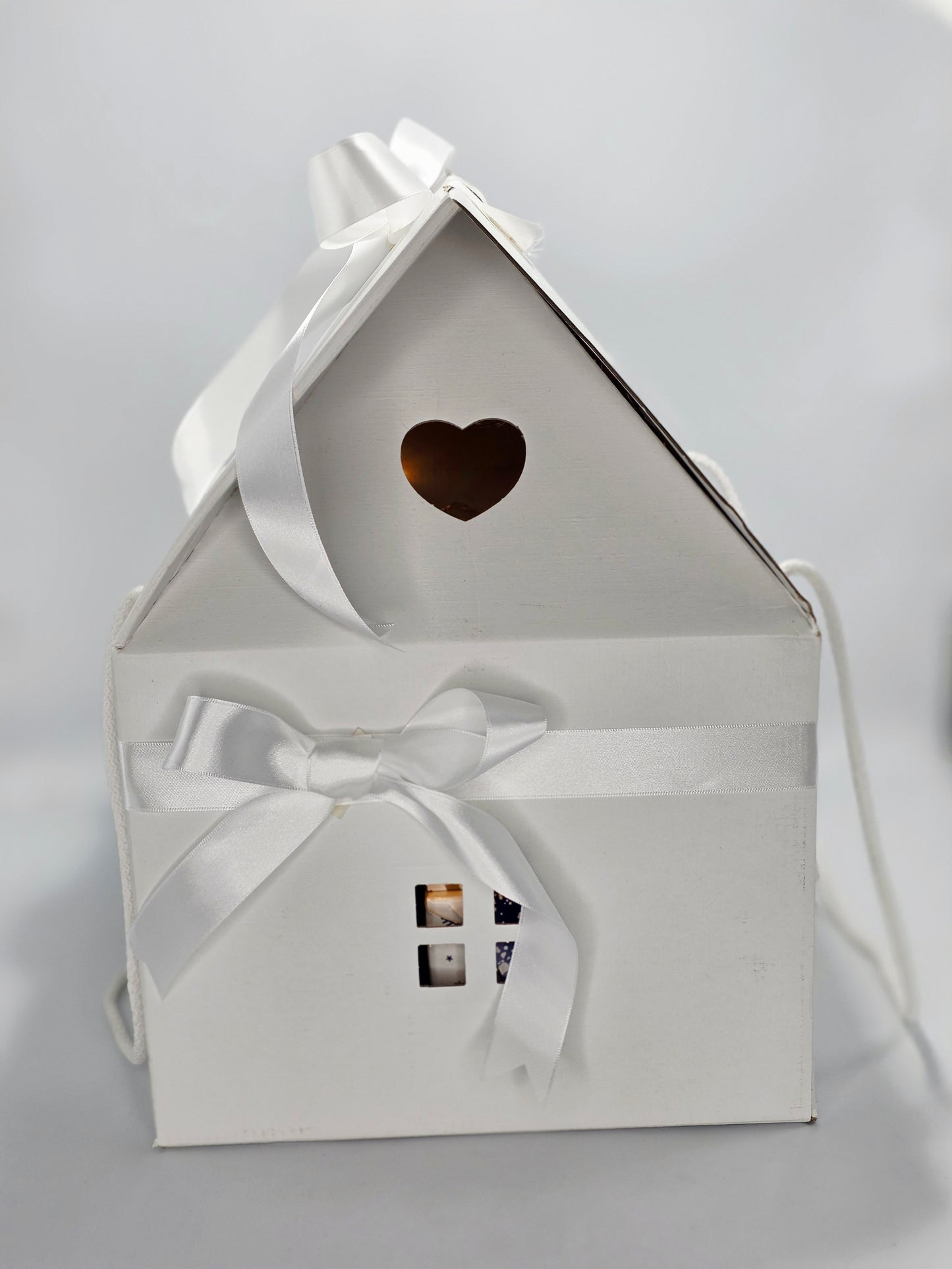 Christmas gift box vs light